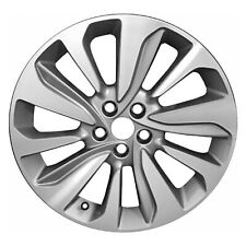 Reconditioned 18x7 Machined and Painted Light Argent Wheel fits 560-04148 picture