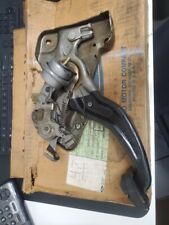 E5SZ-2780-B FORD MERCURY 90-93 PARKING BRAKE PEDAL ASSEMBLY W/AUTO RELEASE NOS picture