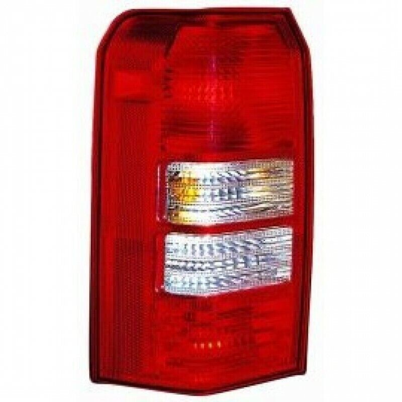 BRAND NEW MAX ZONE 5116238AB, TAIL LAMP, RIGHT (3 HOLES)