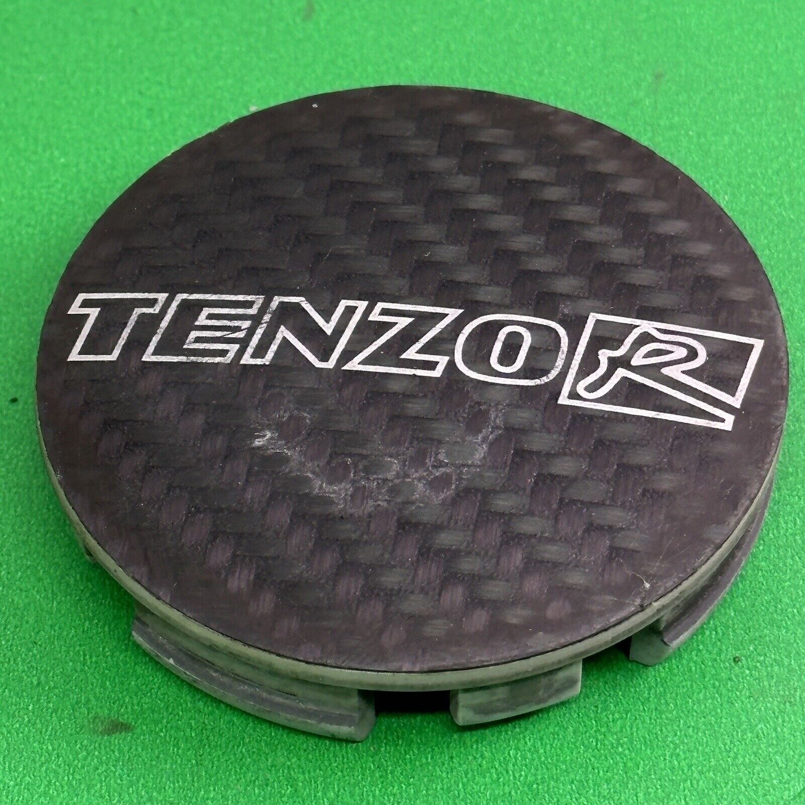 TENZO DC-0202 WHEEL RIM CENTER CAP 02030 Tenzo R Carbon Fiber Center Cap (1)