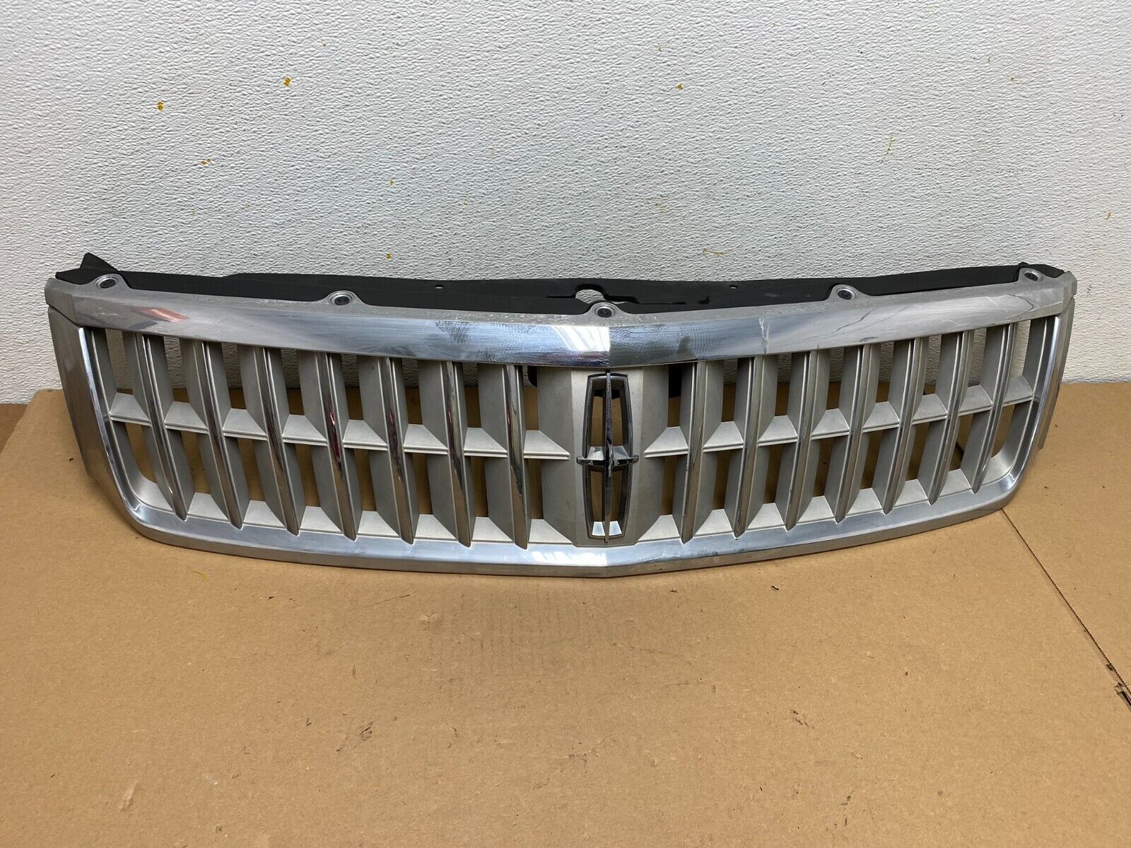 2006 to 2009 Lincoln Zephyr Mkz Chrome Front Upper Grill Grille  367P DG1