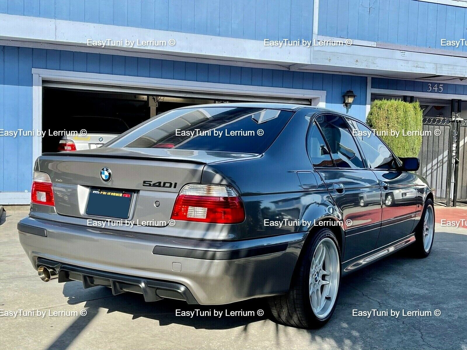 BMW E39 M sport rear diffuser gloss,abs plastic,for sedan and wagon,video review