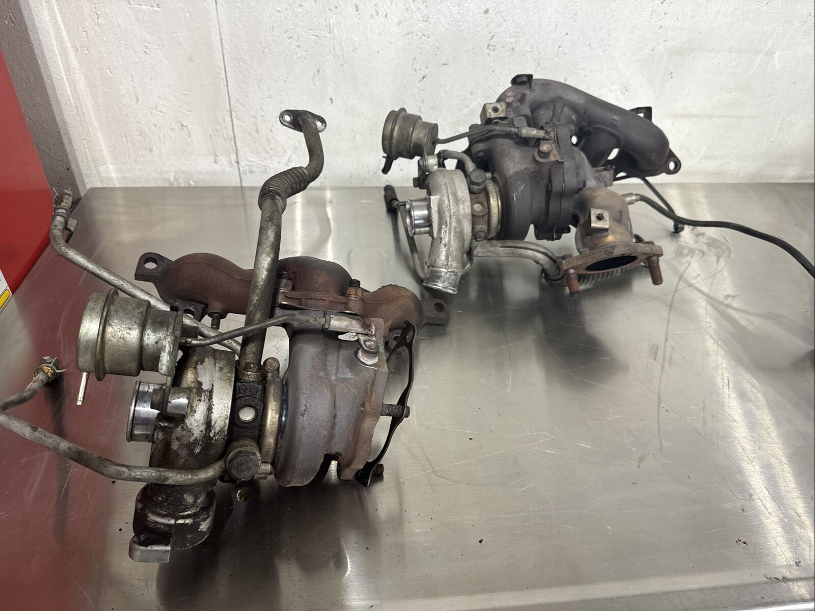 1991-99 3000GT VR4 Stealth RT Twin Turbo OEM Turbochargers Turbos SET Complete