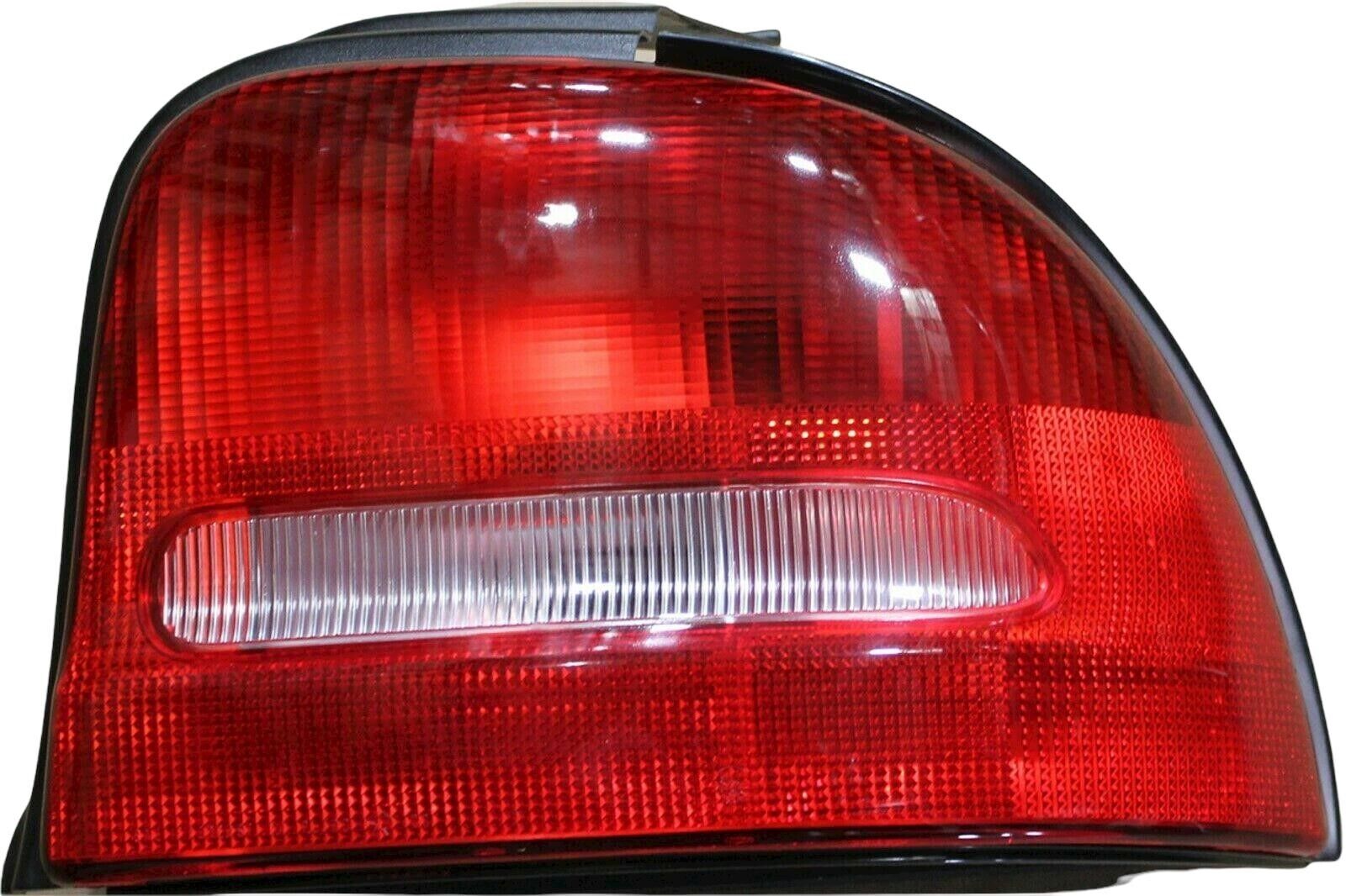 95-99 Dodge Neon Passenger Side Taillight OEM Factory 05261862AB