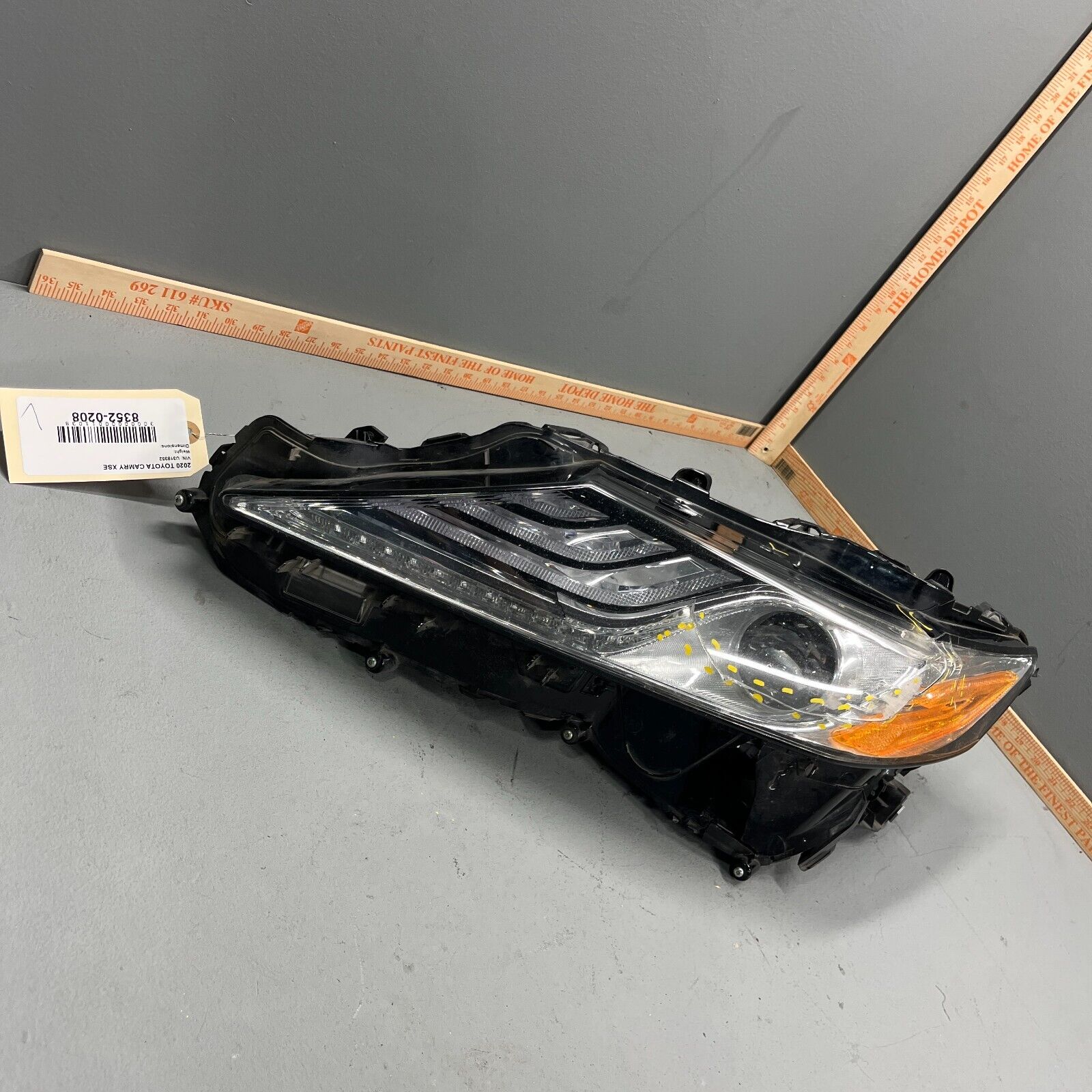 DEFECT SALE 2019-2023 TOYOTA CAMRY XSE XLE HEADLIGHT FULL LED DRIVER SIDE OEM