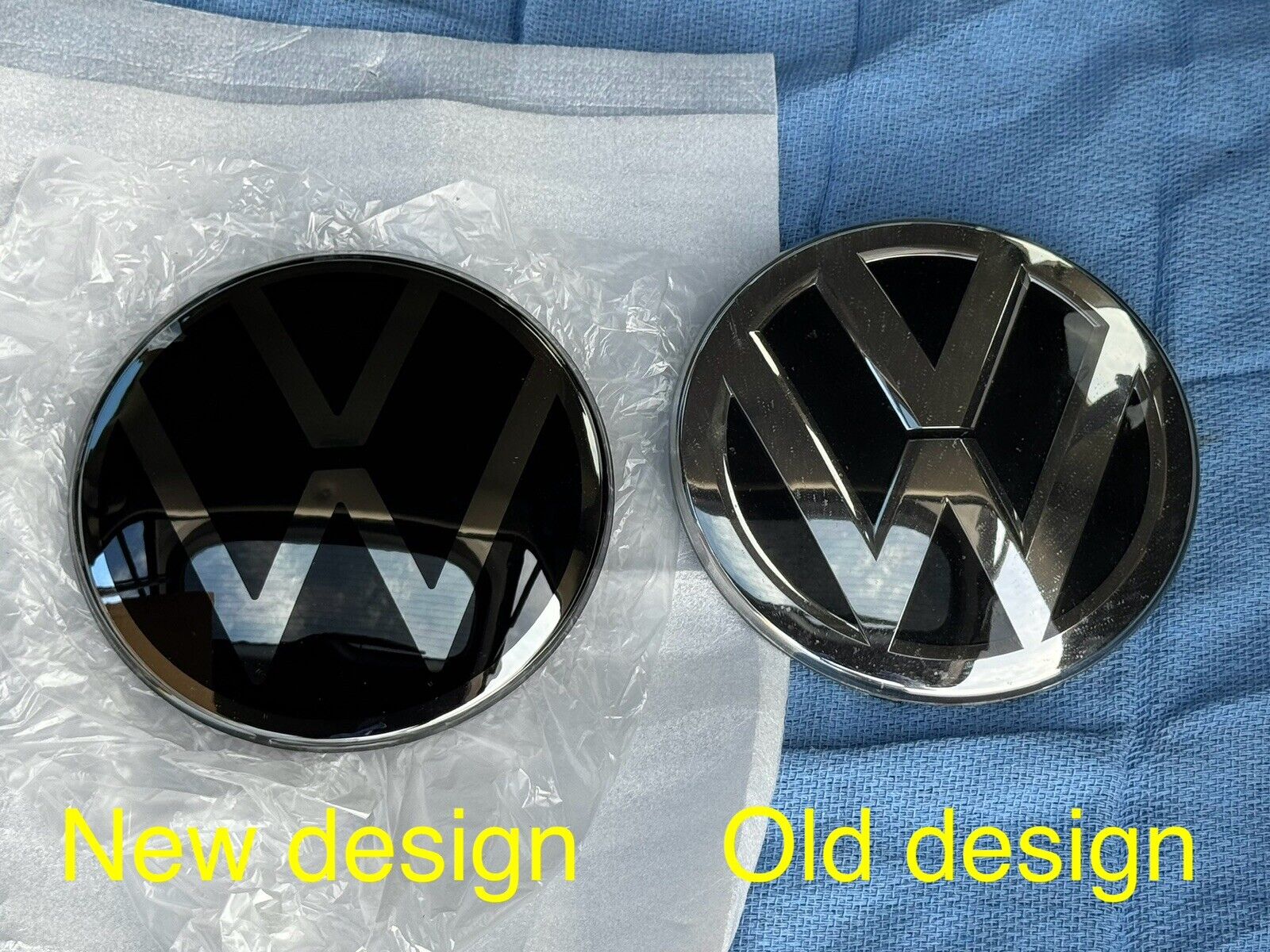 Volkswagen T-ROC Front Emblem Badge 2GM853601E GENUINE Mk7 Golf R VW Radar Mk7.5