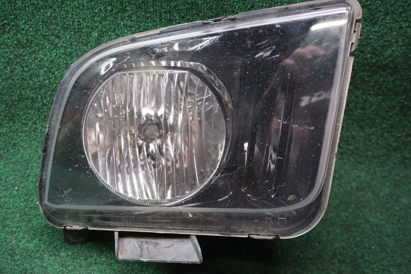 2005 2006 07 08 09 FORD MUSTANG SHELBY GT 500 RIGHT Head Light OEM 7R3313005AA