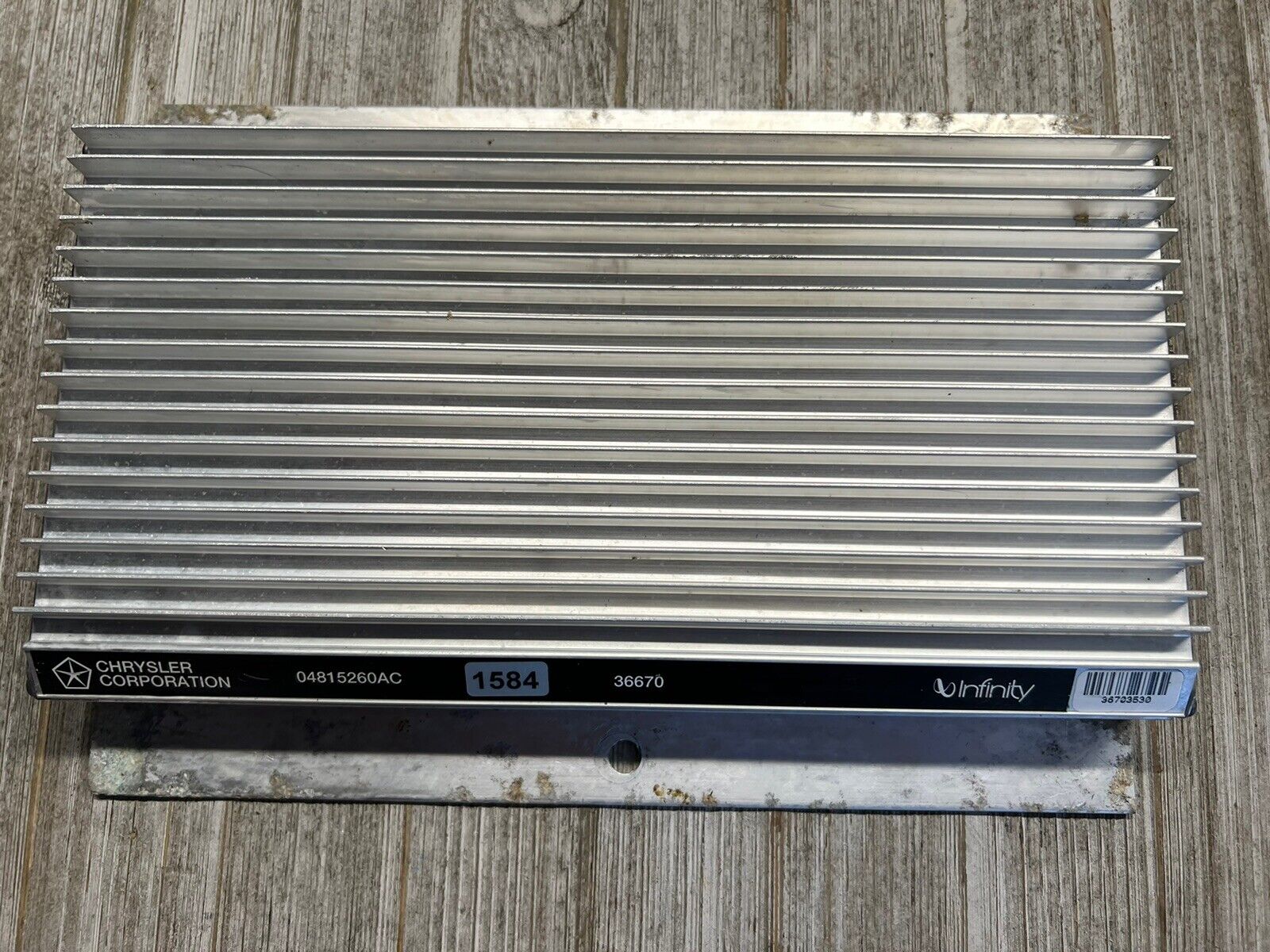 PLYMOUTH PROWLER 97-02 OEM INFINITY CHRYSLER CORPORAT AMPLIFIER STEREO 36670 AMP