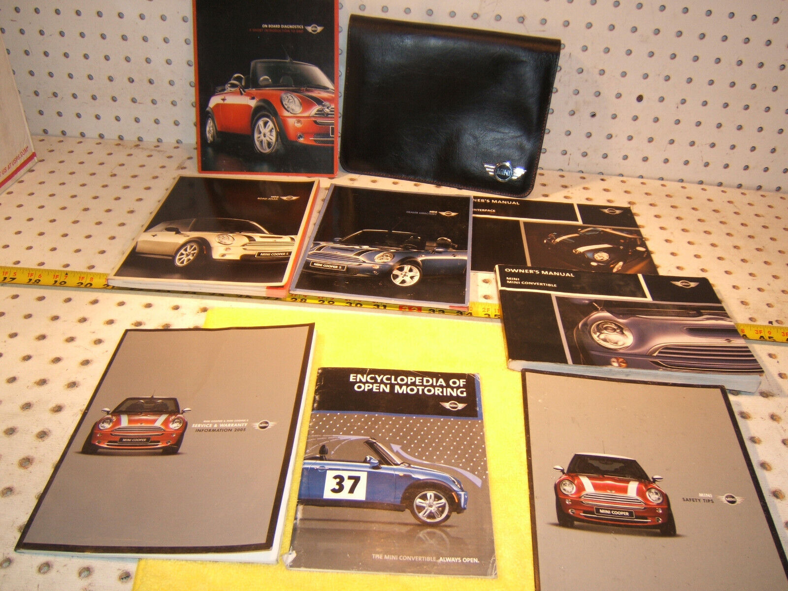 Mini Coope ,Mini Cabriolet 2005 owner's manual Genuine 8 Booklets & Mini Case