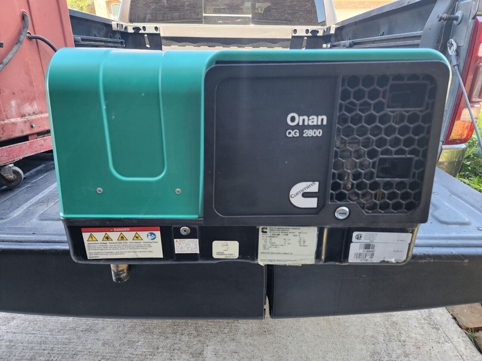 Cummins Onan RV QG 2800 Series Generator | 2.8HGJBB-1120 