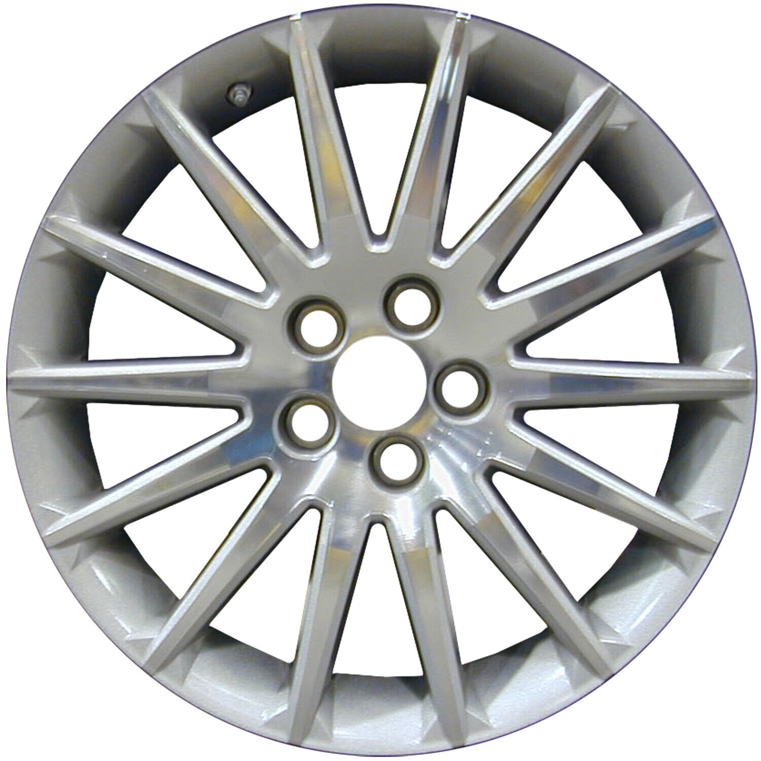 Reconditioned 18x7 Machined and Painted Silver Wheel fits 560-07048