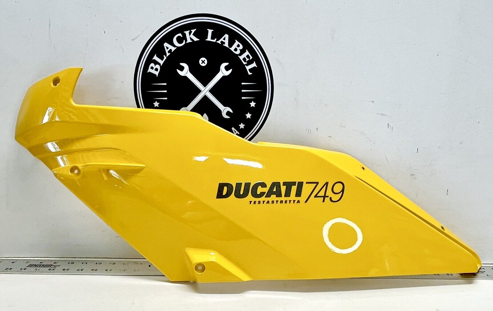 USED GENUINEOEM DUCATI 999 749 LEFT MID FAIRING COWLING PANEL 48031821A Yellow