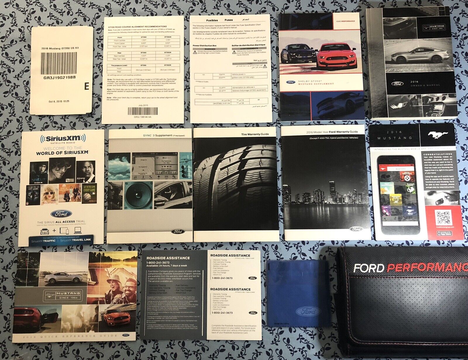 2016 FORD MUSTANG SHELBY GT350 GT350R OWNERS MANUAL SYNC 3 FULL OEM SET MINT