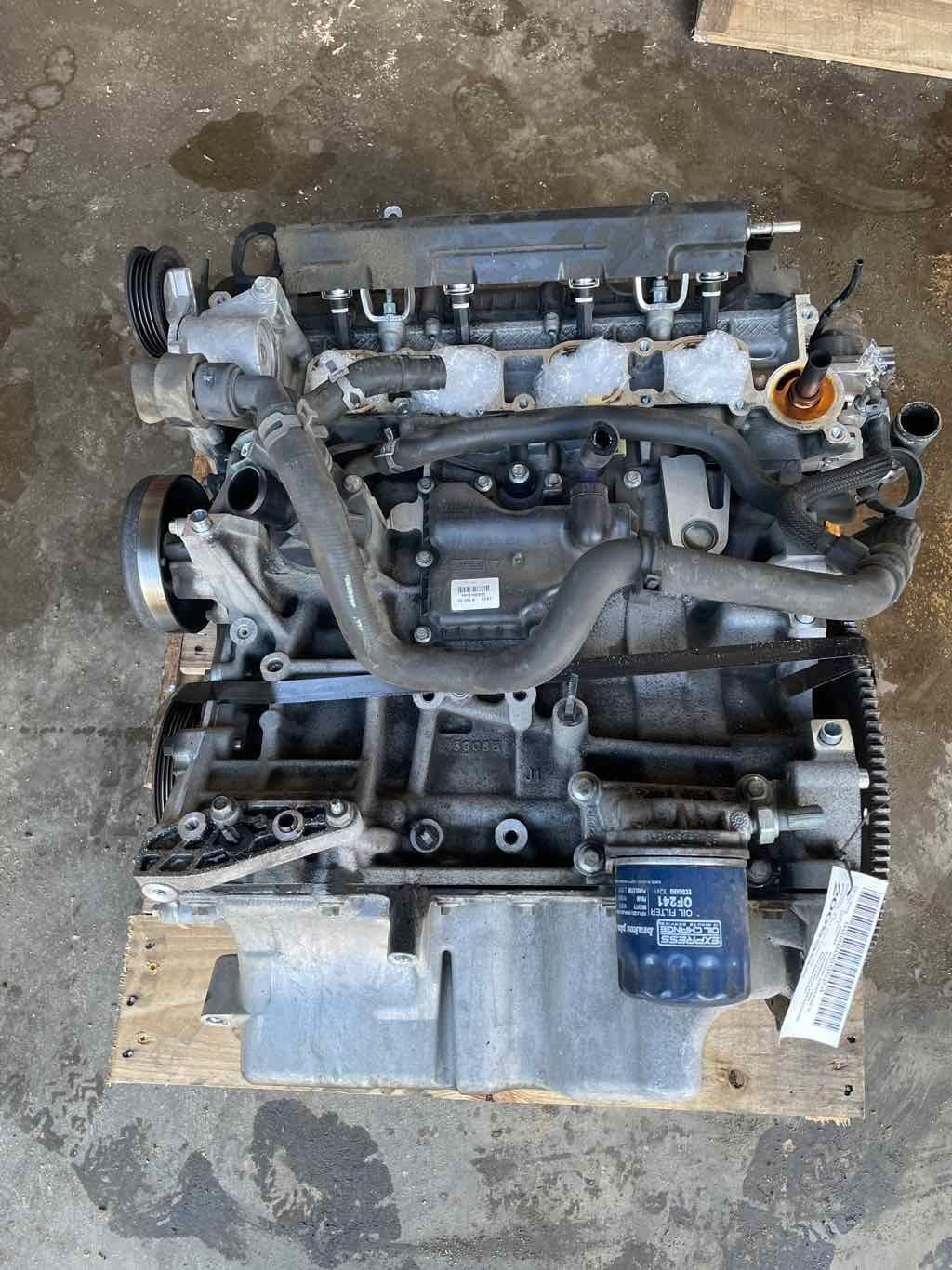 Fits 2013 - 16 FORD FUSION Engine Assy 2.5 Non Turbo 136K Miles 