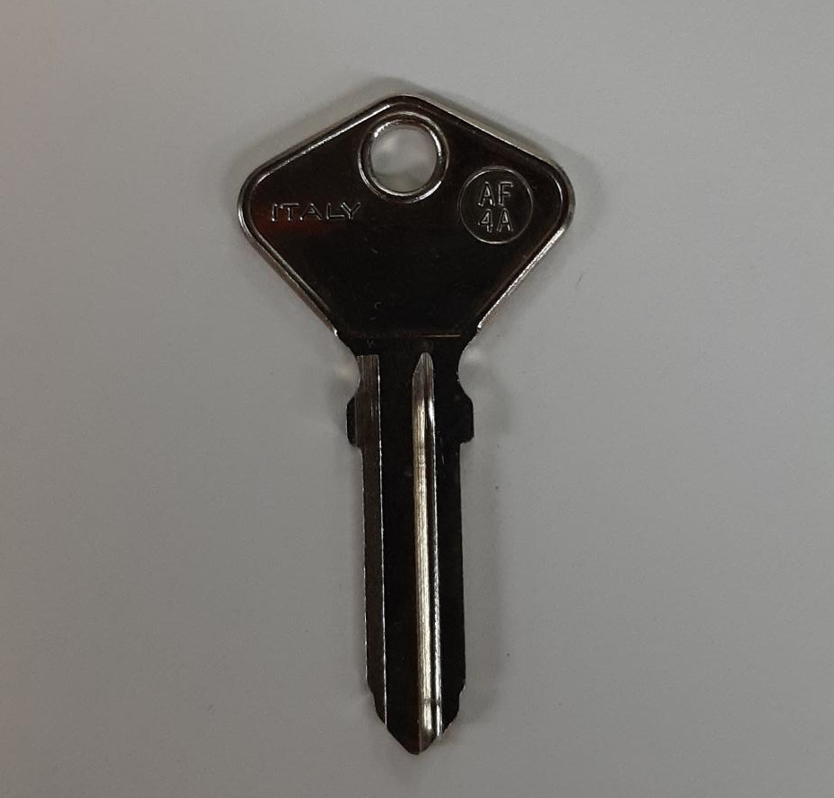 Ferrari Door Key Blank for 348 tb/ts and Mondial T Coupe/Cabriolet PN 95401030